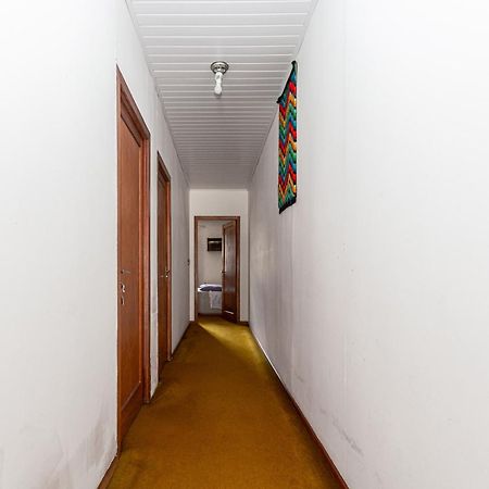Memora Guesthouse Curitiba - Quartos Em Casa Proximo Ao Parque Bacacheri エクステリア 写真
