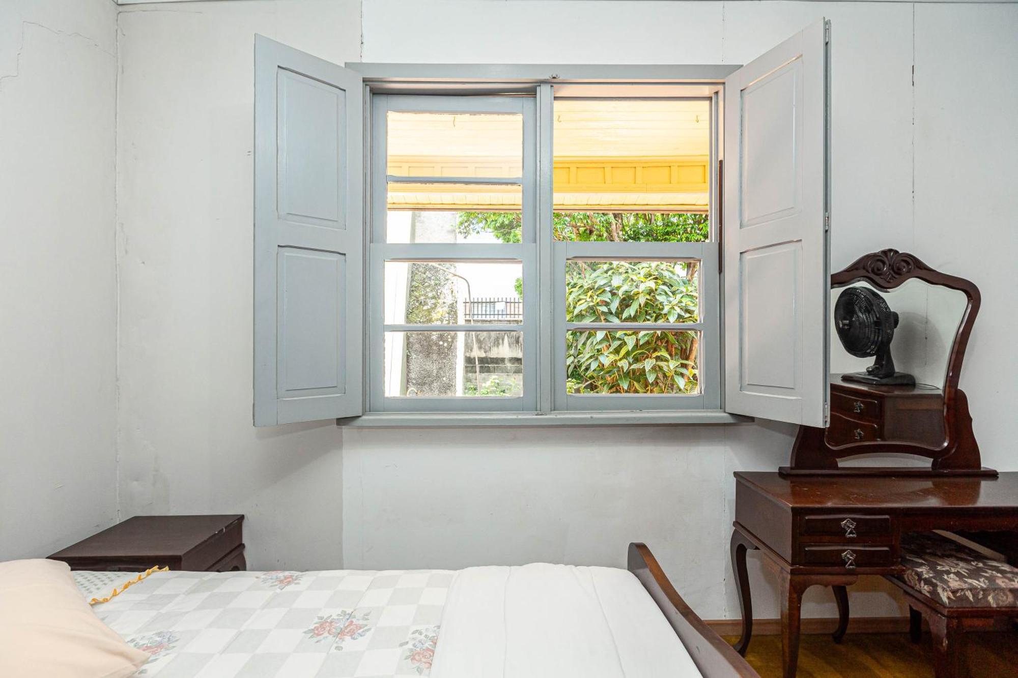 Memora Guesthouse Curitiba - Quartos Em Casa Proximo Ao Parque Bacacheri エクステリア 写真