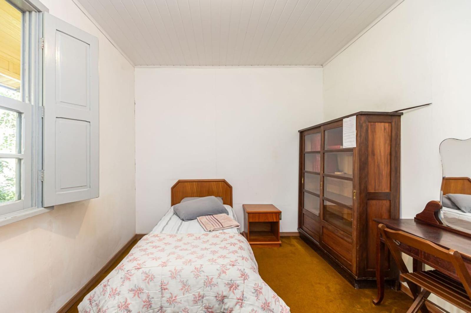 Memora Guesthouse Curitiba - Quartos Em Casa Proximo Ao Parque Bacacheri エクステリア 写真